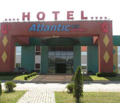 Atlantic Hotel****